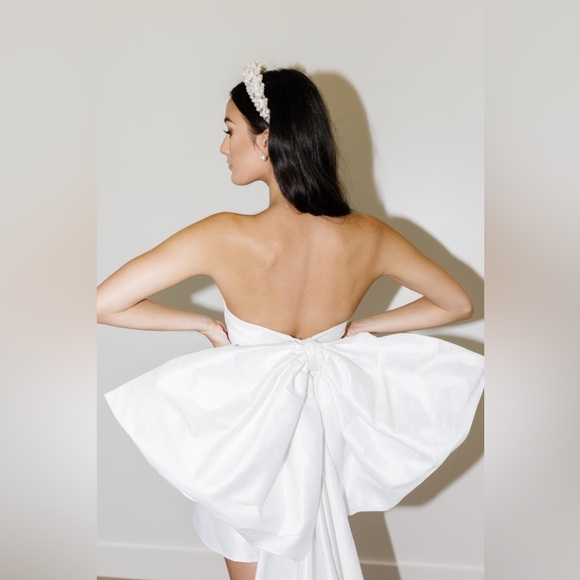 WATTERS TRIFLE STRAPLESS BACK-BOW MINI DRESS - Picture 2 of 8